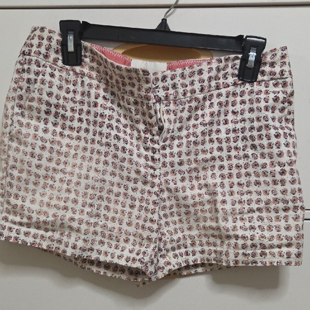 Mercer & Madison Pink and White Short Size 8